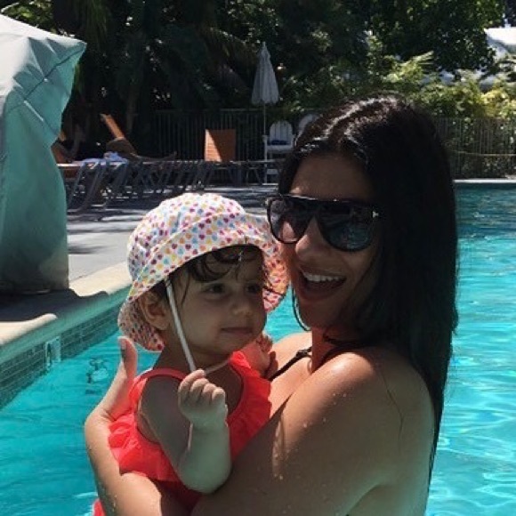 Meet your Posher, Jen - Picture 1 of 1